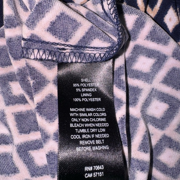 Jessica Howard, navy and cream dress - Picture 4 of 5